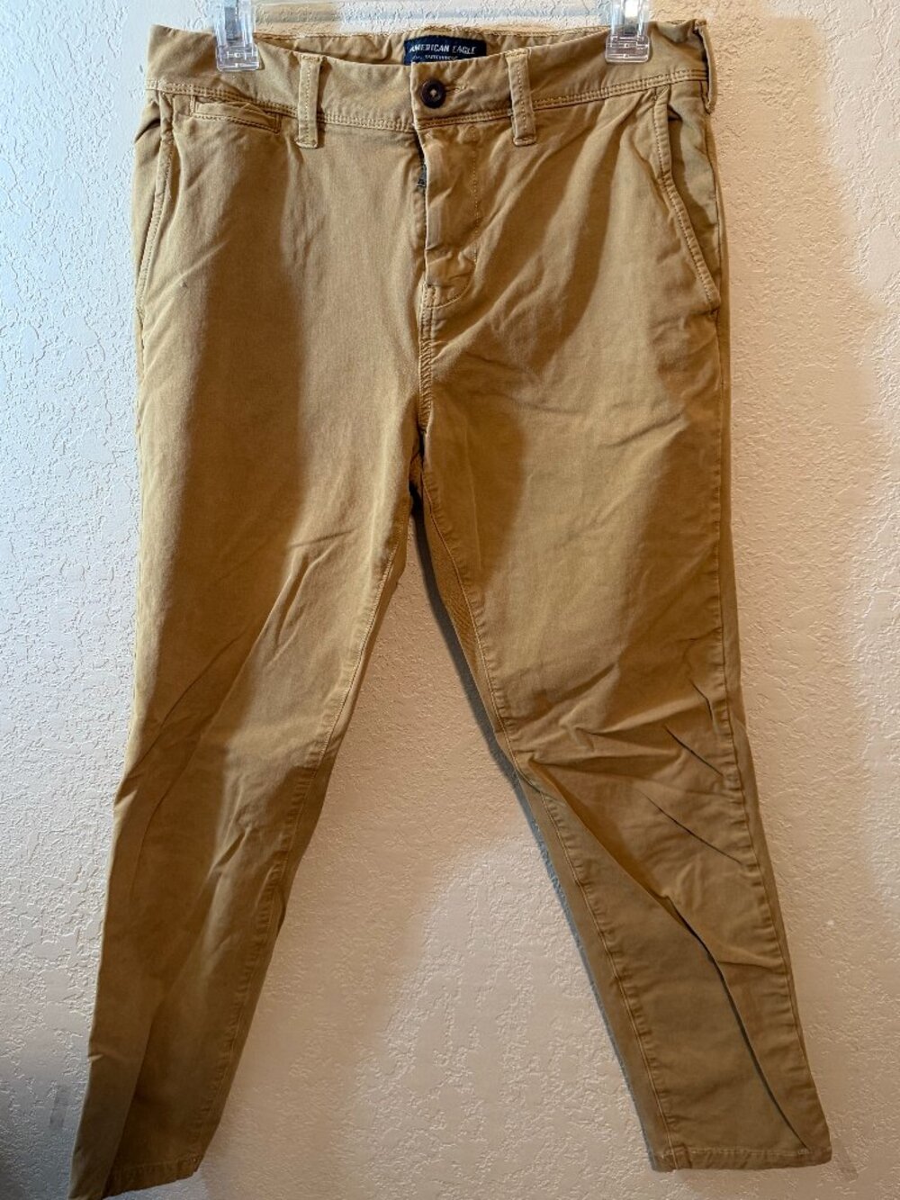 NWOT American Eagle Outfitters Men's Khaki's